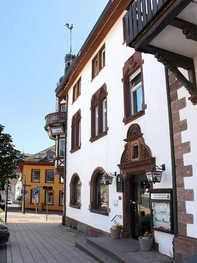 Hotel Neustaedter Hof Titisee-Neustadt Exterior photo